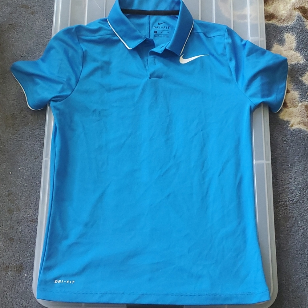 Collared shirt